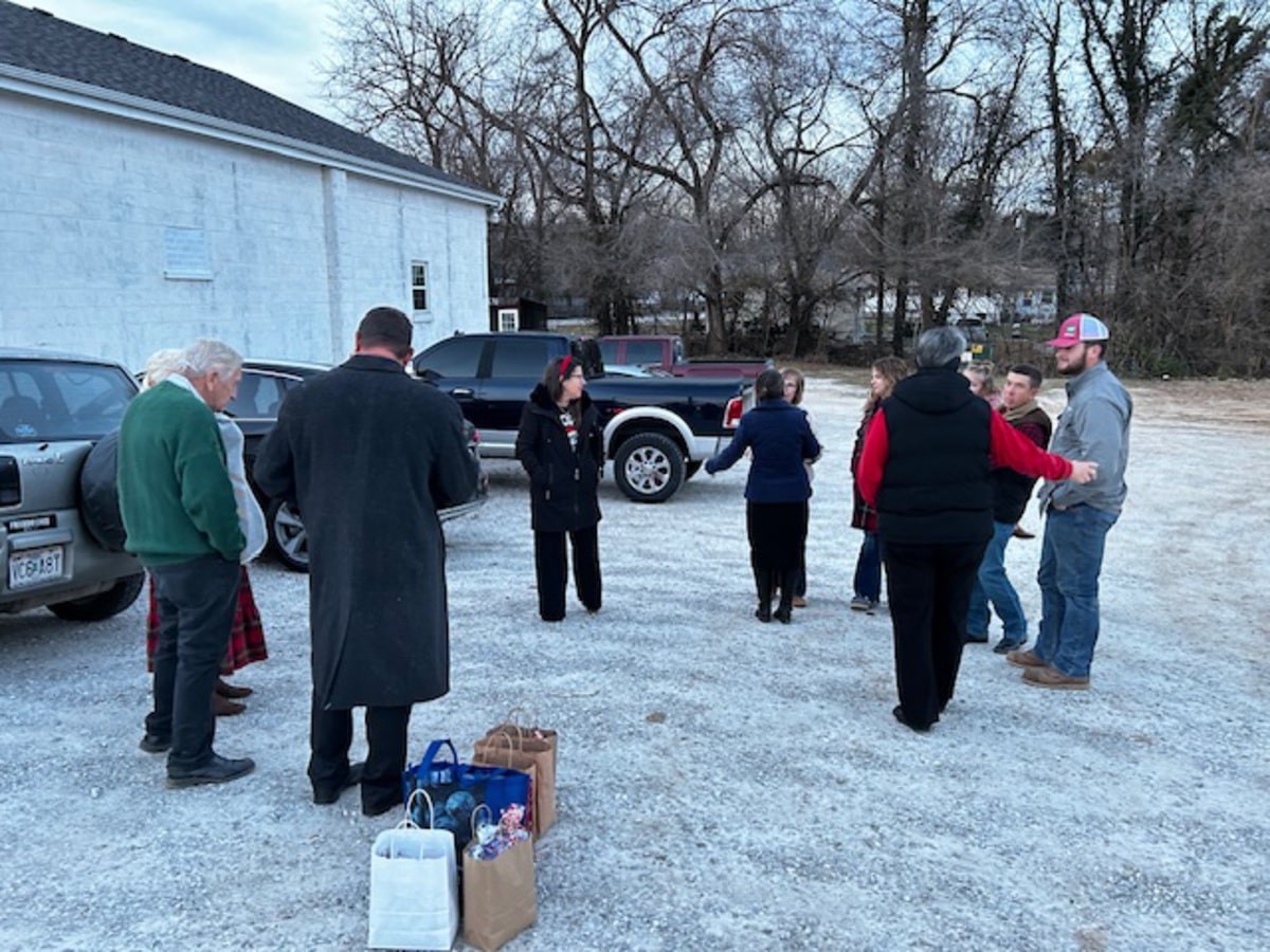 Liberty Baptist Church Congregation Bolivar Missouri